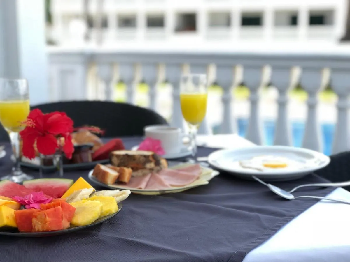 Albachiara Hotel - Las Terrenas 4*,